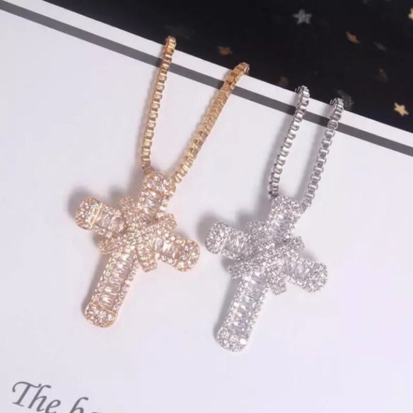 Cross Pendant CZ Zircon Crystal Necklace - Picture 3 of 9